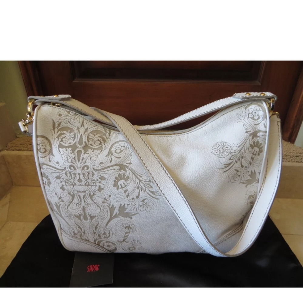 Designer Handbag - Picture 2 of 7